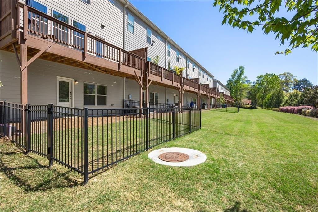 4 bedroom, 4 bathroom, 2,407 sq ft townhouse for sale at 2056 Violet Lane, Brookhaven, GA 30319 — photo 7