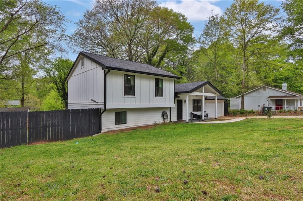 3 bedroom, 3 bathroom, 1,630 sq ft single family residence for sale at 447 Warren Road, Lawrenceville, GA 30044