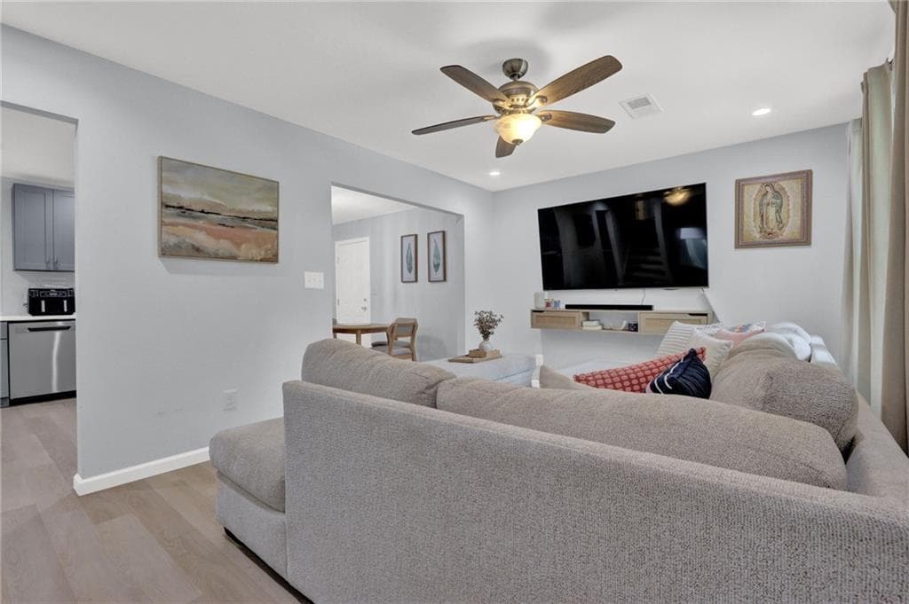 3 bedroom, 3 bathroom, 1,630 sq ft single family residence for sale at 447 Warren Road, Lawrenceville, GA 30044 — photo 7