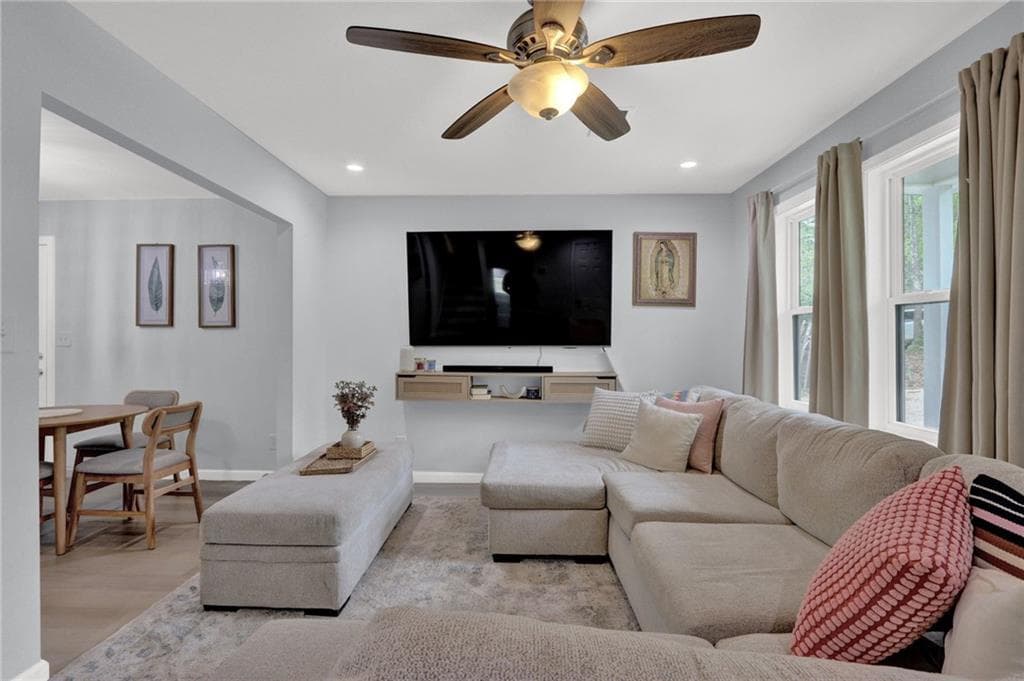 3 bedroom, 3 bathroom, 1,630 sq ft single family residence for sale at 447 Warren Road, Lawrenceville, GA 30044 — photo 8