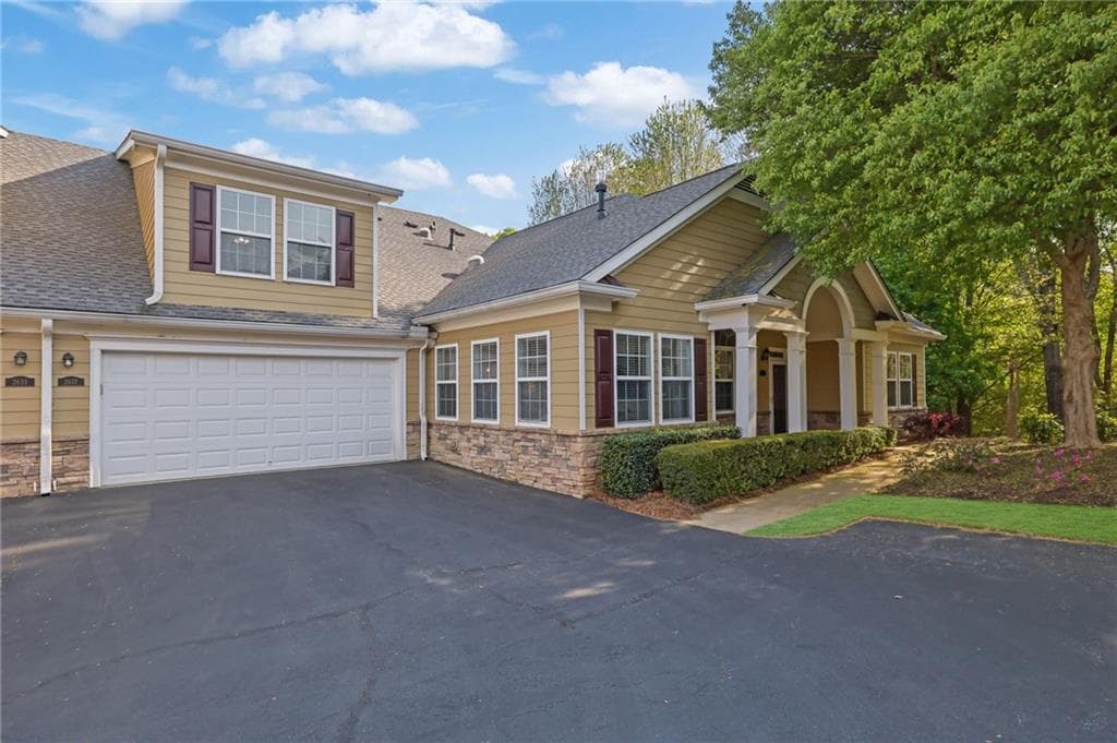 2637 Grapevine Circle 702, Cumming, GA 30041 — most recent listing photo