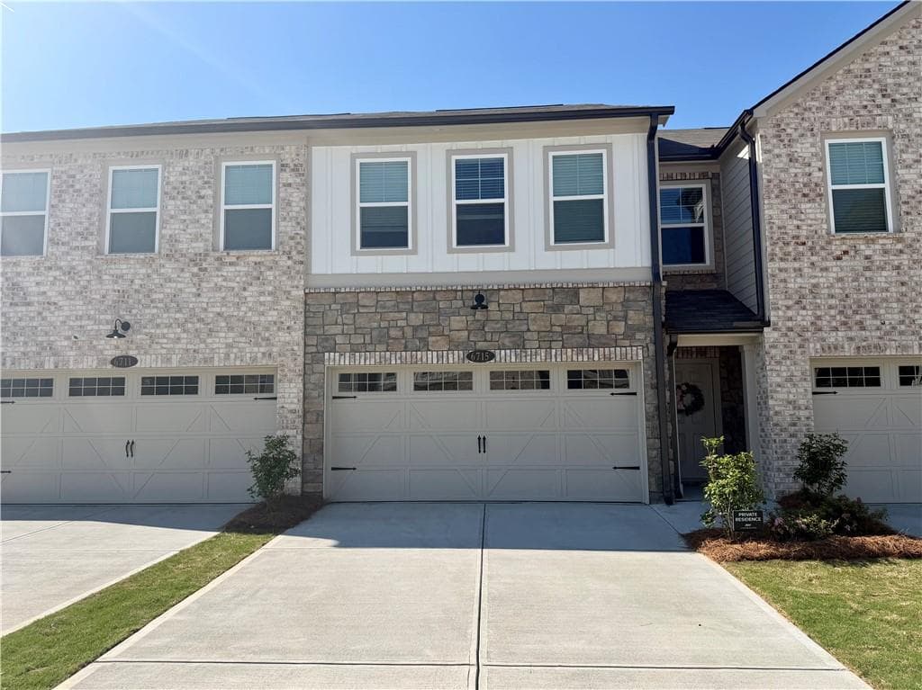 3 bedroom, 3 bathroom, 1,800 sq ft townhouse for rent at 6715 Armonia Drive, Mableton, GA 30126 for $2,450 a month — photo 1 of 32