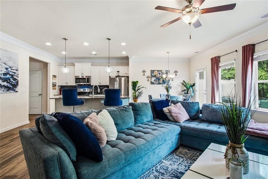 3 bedroom, 3 bathroom, 2,372 sq ft townhouse for sale at 521 Crescent Woode Way, Dallas, GA 30157 — photo 7