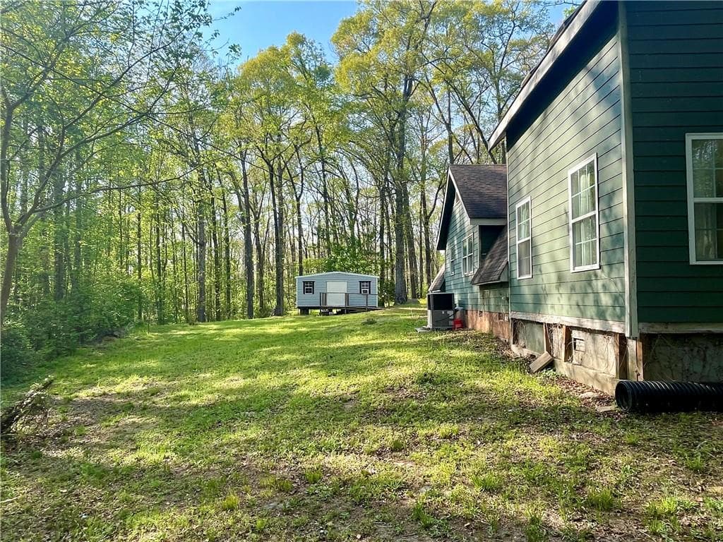 2 bedroom, 2 bathroom, 2,158 sq ft single family residence under contract at 12005A Hutcheson Ferry Road, Palmetto, GA 30268 — photo 6