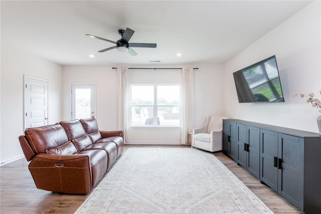 3 bedroom, 3 bathroom, 1,968 sq ft townhouse for sale at 23 Felton Walk, Cartersville, GA 30120 — photo 8