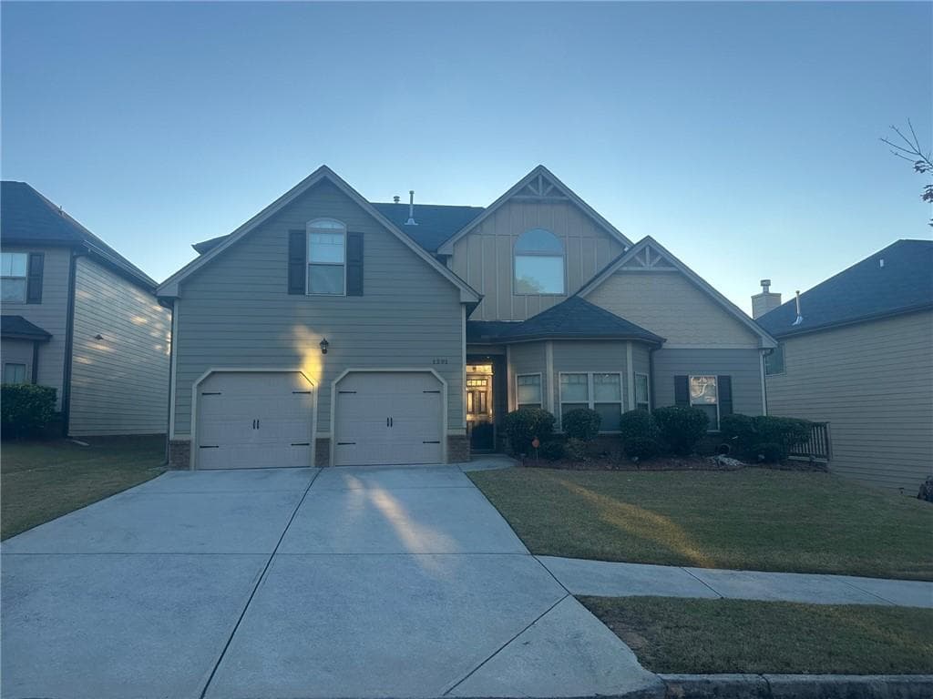 4 bedroom, 4 bathroom, 2,919 sq ft single family residence for sale at 1291 Long Acre Drive, Loganville, GA 30052