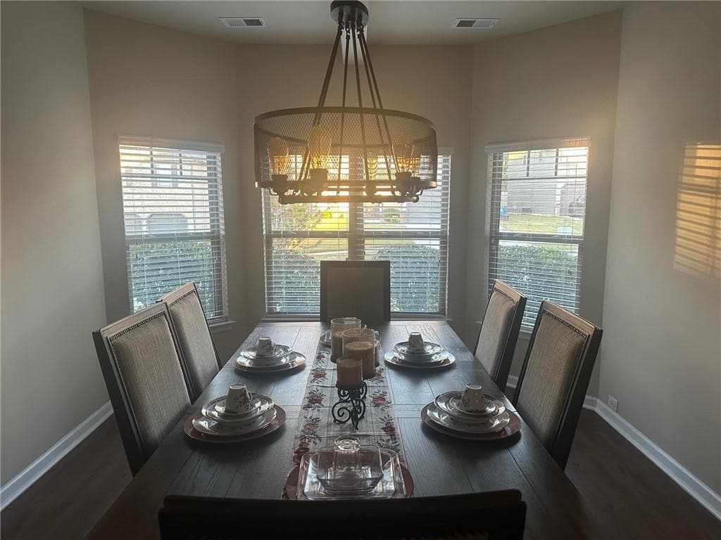 4 bedroom, 4 bathroom, 2,919 sq ft single family residence for sale at 1291 Long Acre Drive, Loganville, GA 30052 — photo 2