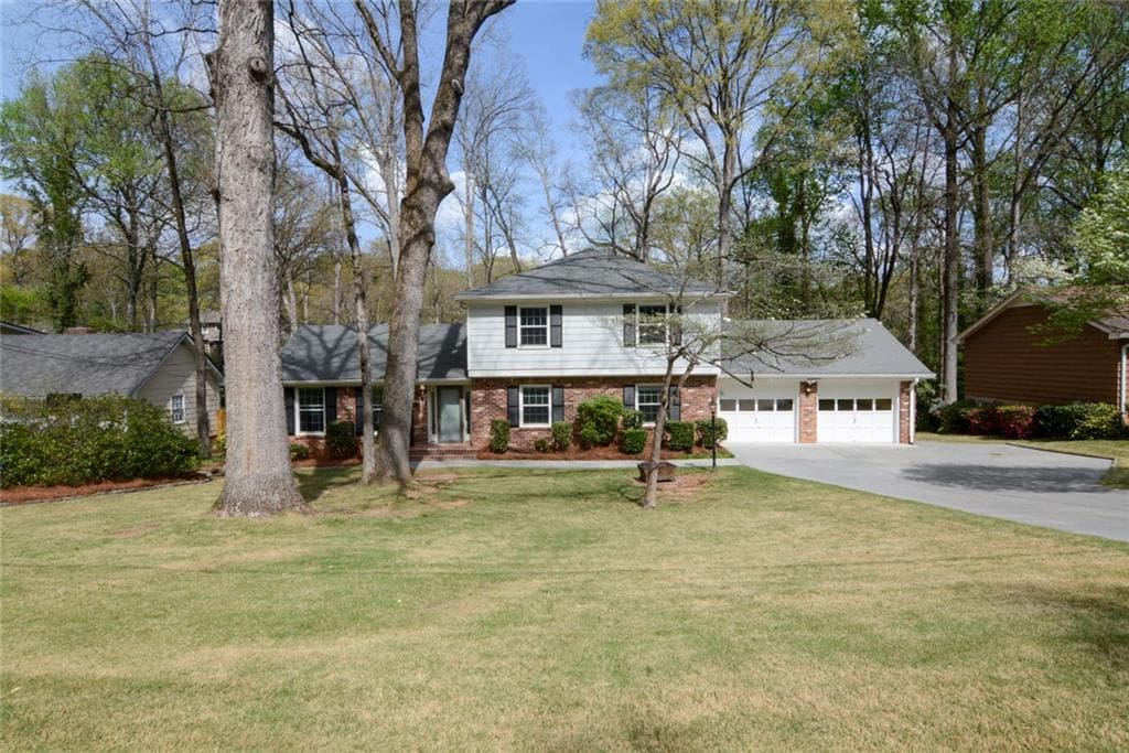 4 bedroom, 3 bathroom, 2,824 sq ft single family residence sold at 618 Dorsey, Lilburn, GA 30047