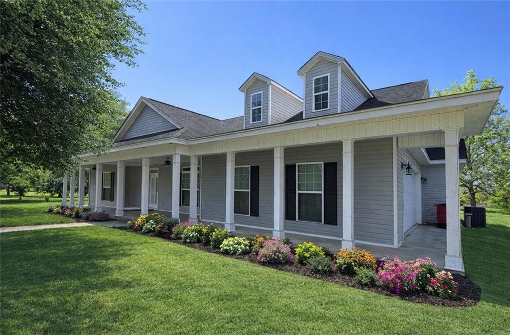2135 Richardson Drive, Macon, GA 31216 — most recent listing photo