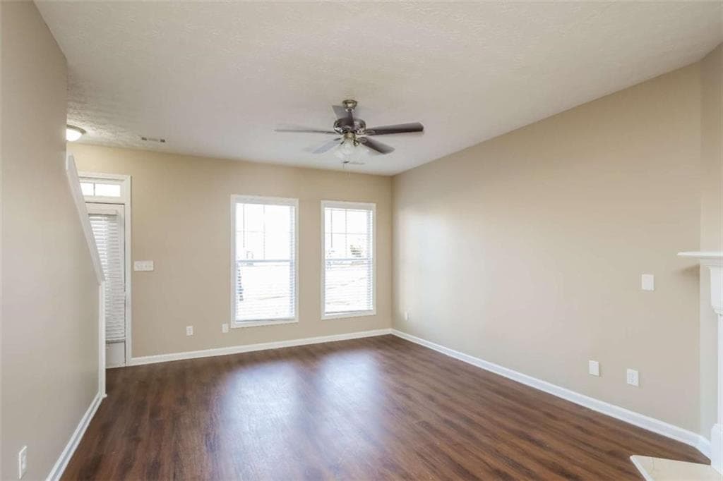 4 bedroom, 3 bathroom, 2,000 sq ft single family residence for sale at 373 Marsh Lake Road, Lawrenceville, GA 30045 — photo 10