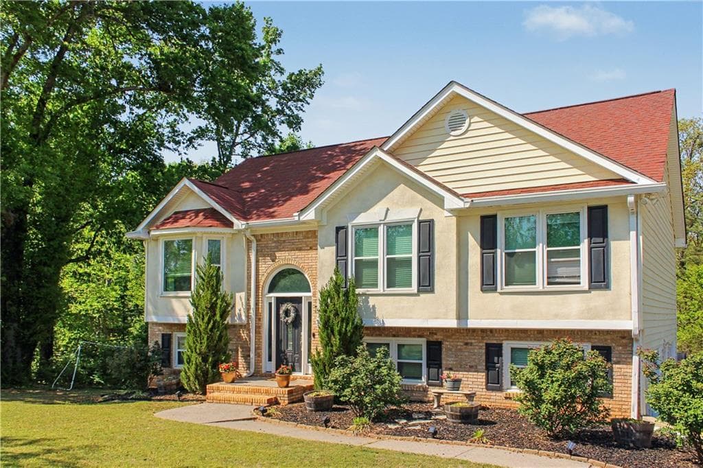 4 bedroom, 3 bathroom, 2,222 sq ft single family residence sold at 22 Farmbrook Drive, Cartersville, GA 30120