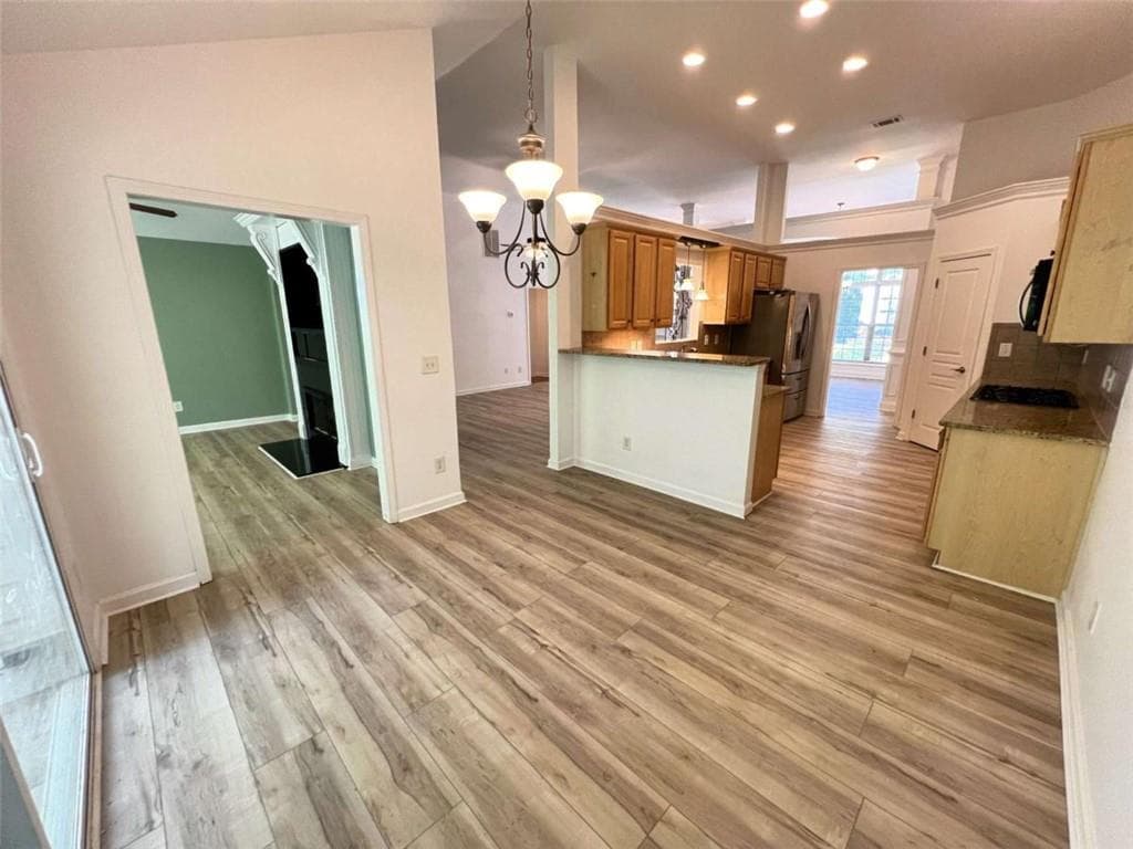 4 bedroom, 4 bathroom, 2,811 sq ft single family residence for sale at 708 York View Drive, Auburn, GA 30011 — photo 8