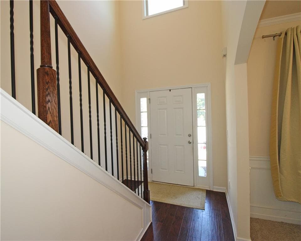 5 bedroom, 3 bathroom, 2,594 sq ft single family residence for sale at 6568 Panasa Court, Tucker, GA 30084 — photo 3