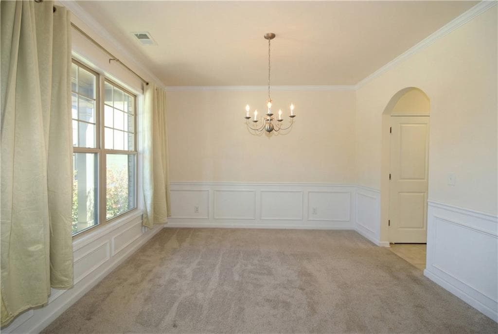 5 bedroom, 3 bathroom, 2,594 sq ft single family residence for sale at 6568 Panasa Court, Tucker, GA 30084 — photo 4
