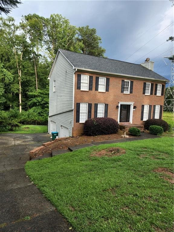 4 bedroom, 3 bathroom, 2,963 sq ft single family residence for sale at 4656 Chimney Rock Drive, Lilburn, GA 30047 — photo 2