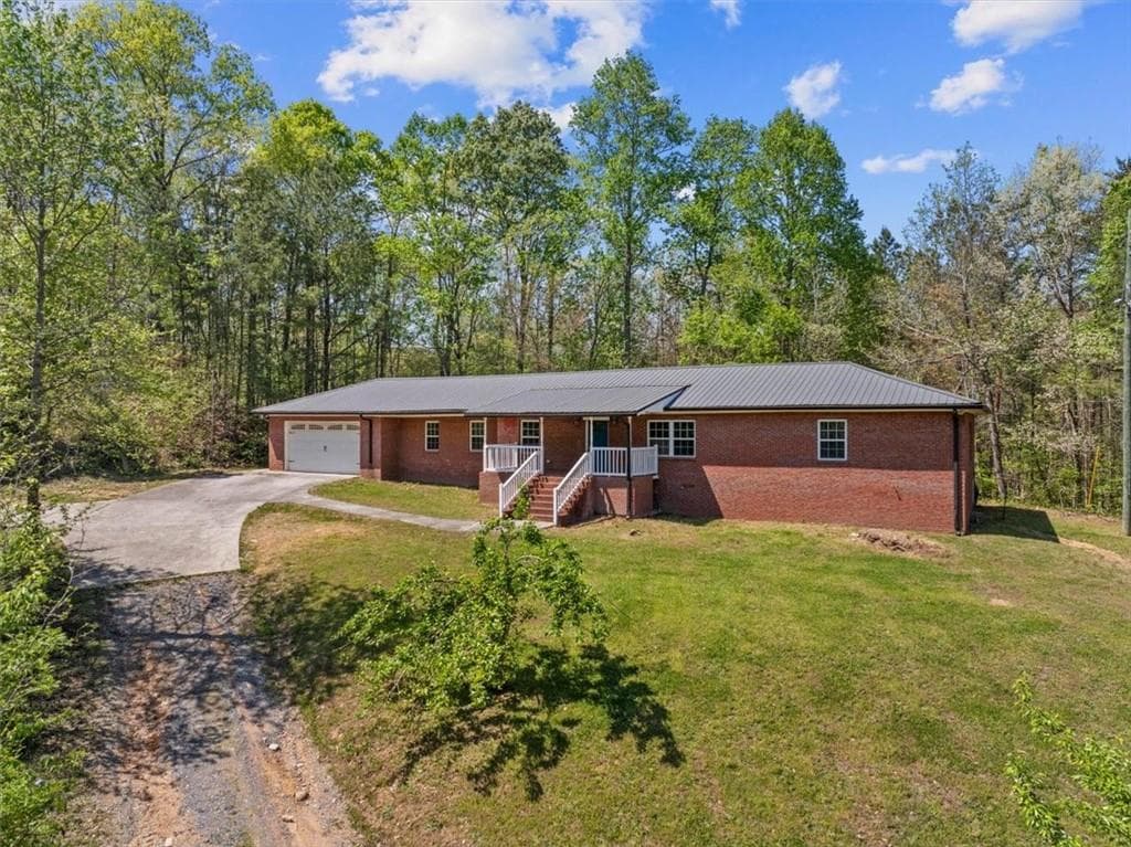3 bedroom, 3 bathroom, 2,018 sq ft single family residence sold at 159 Moores Ferry Road, Plainville, GA 30733