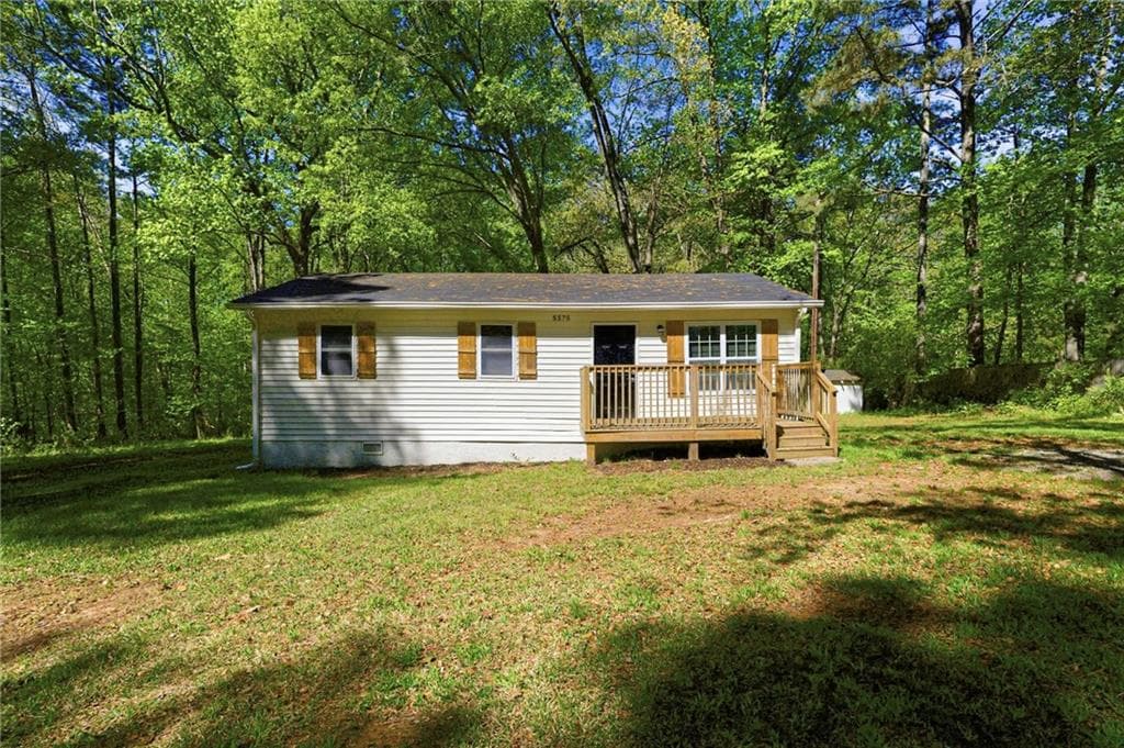 3 bedroom, 1 bathroom, 950 sq ft single family residence for sale at 5575 Oglesby Road, Atlanta, GA 30349