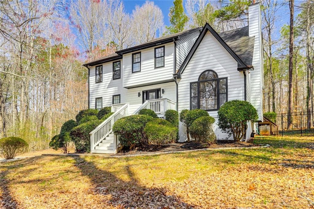 4 bedroom, 3 bathroom single family residence for rent at 3595 Chastain, Alpharetta, GA 30004 for $3,500 a month