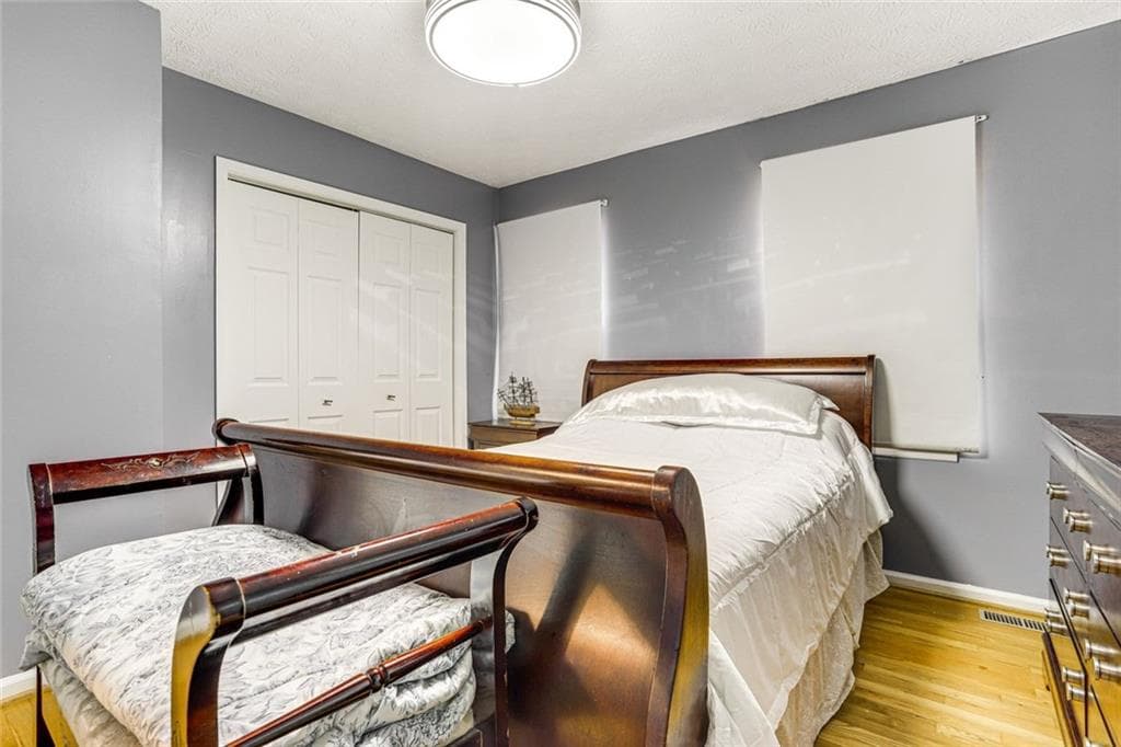 4 bedroom, 3 bathroom single family residence for rent at 3595 Chastain, Alpharetta, GA 30004 for $3,500 a month — photo 7