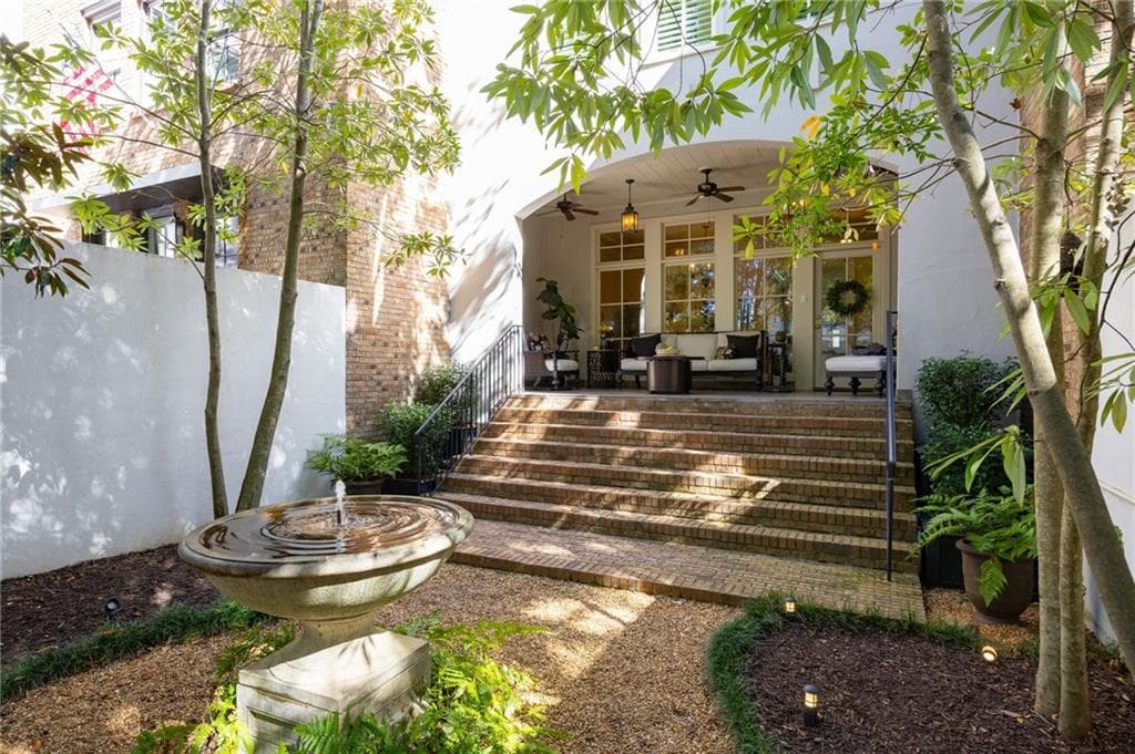 125 Hubbard Road, Woodstock, GA 30188 — most recent listing photo