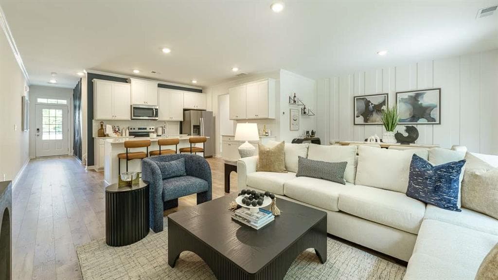 3 bedroom, 3 bathroom townhouse under contract at 3568 Matthew Court lot 47, Decatur, GA 30034 — photo 8