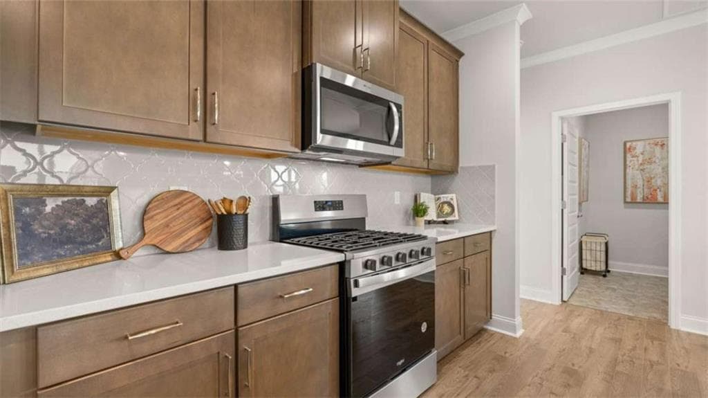 3 bedroom, 3 bathroom, 2,512 sq ft single family residence for sale at 212 Parnassus Road, Locust Grove, GA 30248 — photo 7