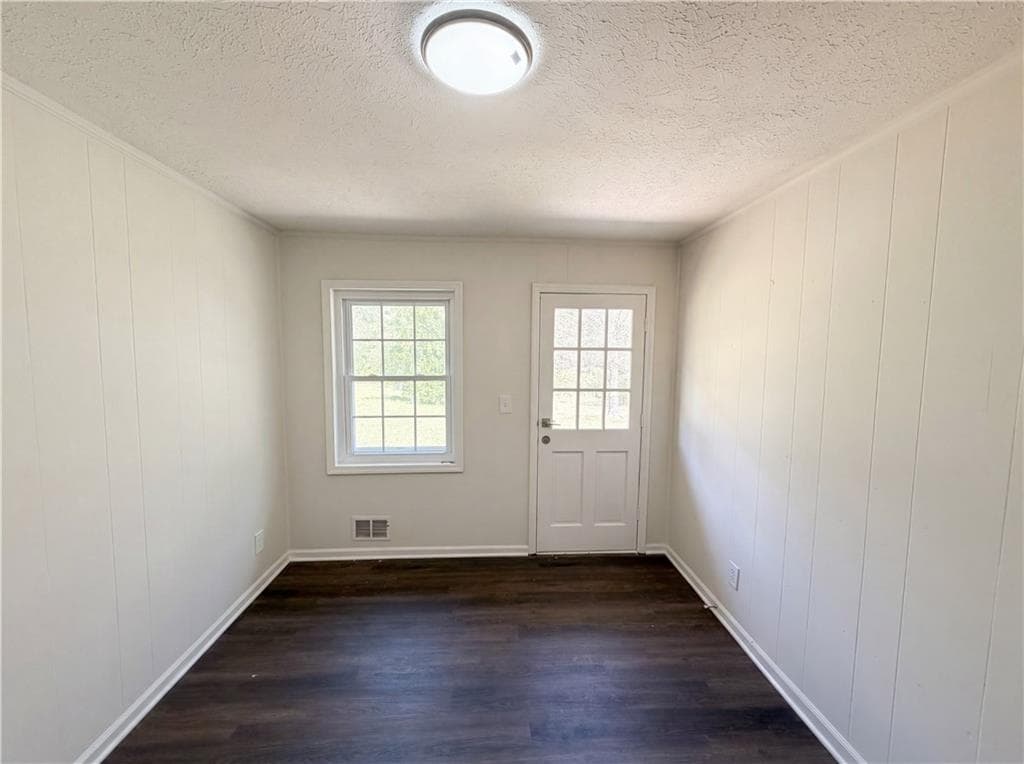 3 bedroom, 2 bathroom, 1,203 sq ft single family residence for sale at 1847 Mccollum Road, Conyers, GA 30094 — photo 8