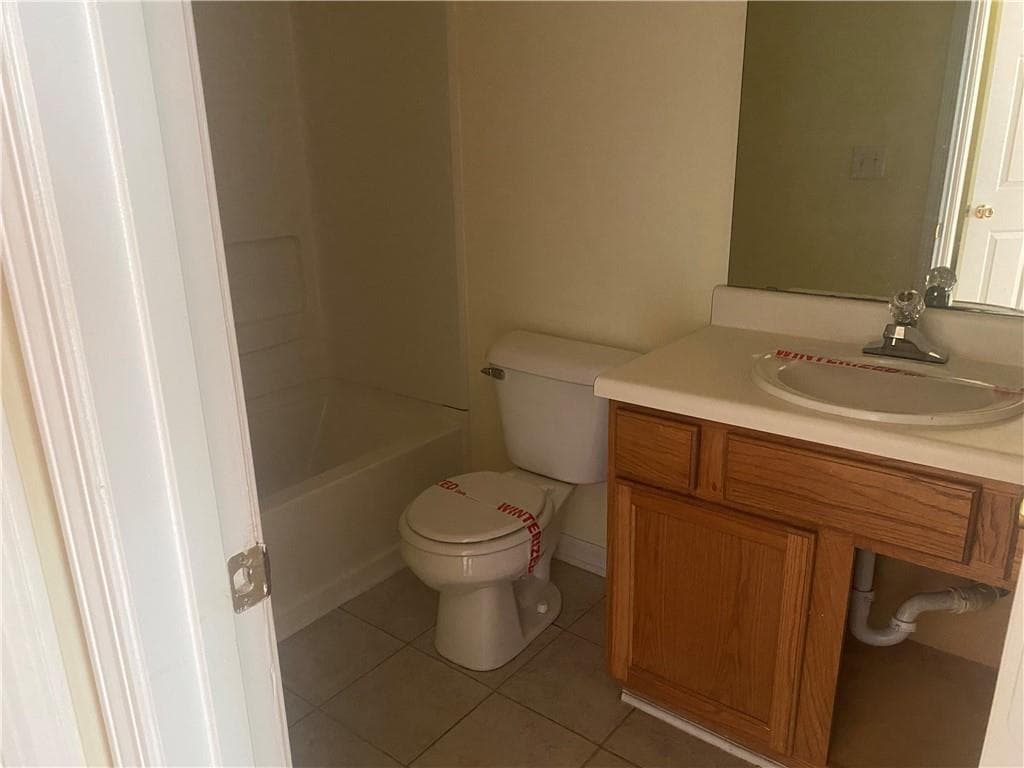 3 bedroom, 3 bathroom, 1,812 sq ft townhouse under contract at 5346 Pinnacle Peak Lane, Norcross, GA 30071 — photo 6