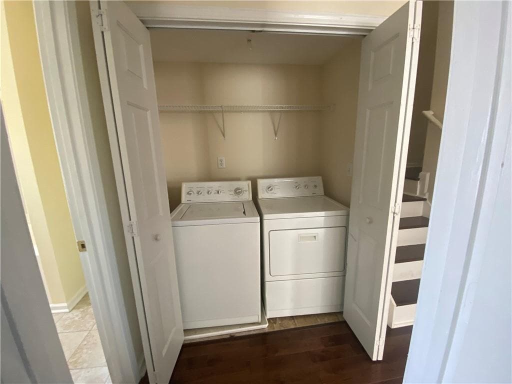 3 bedroom, 3 bathroom, 1,812 sq ft townhouse under contract at 5346 Pinnacle Peak Lane, Norcross, GA 30071 — photo 9