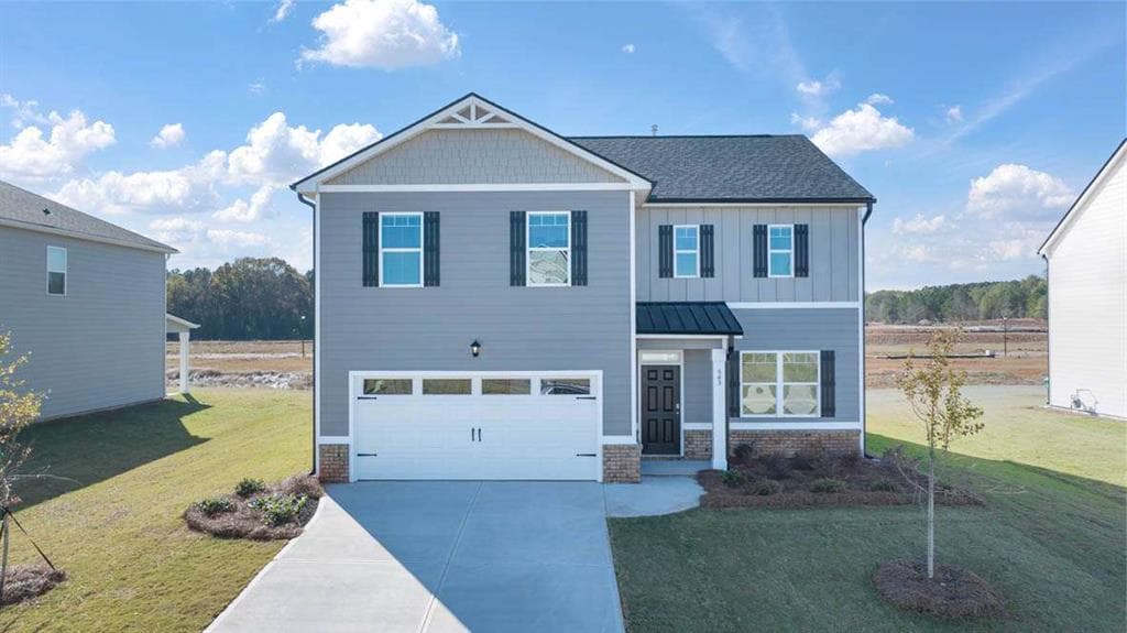 4 bedroom, 3 bathroom, 2,338 sq ft single family residence under contract at 826 Trillium Drive, Locust Grove, GA 30248