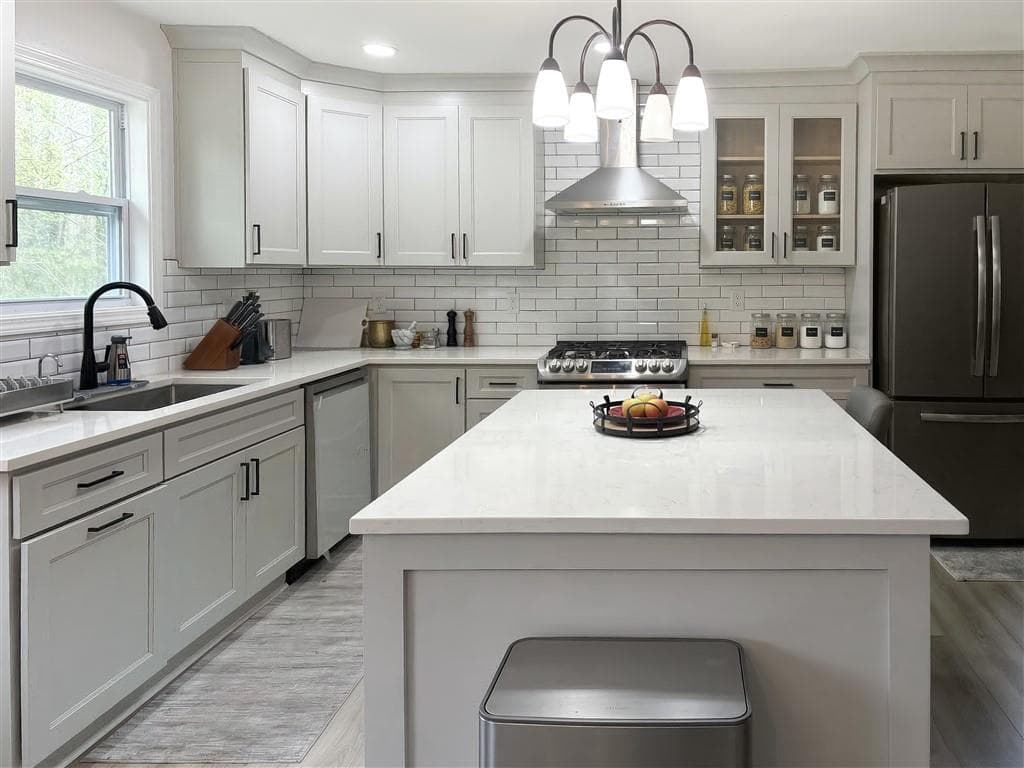 3 bedroom, 2 bathroom, 1,480 sq ft single family residence for sale at 2448 Hillboro Circle, Marietta, GA 30064 — photo 1 of 19