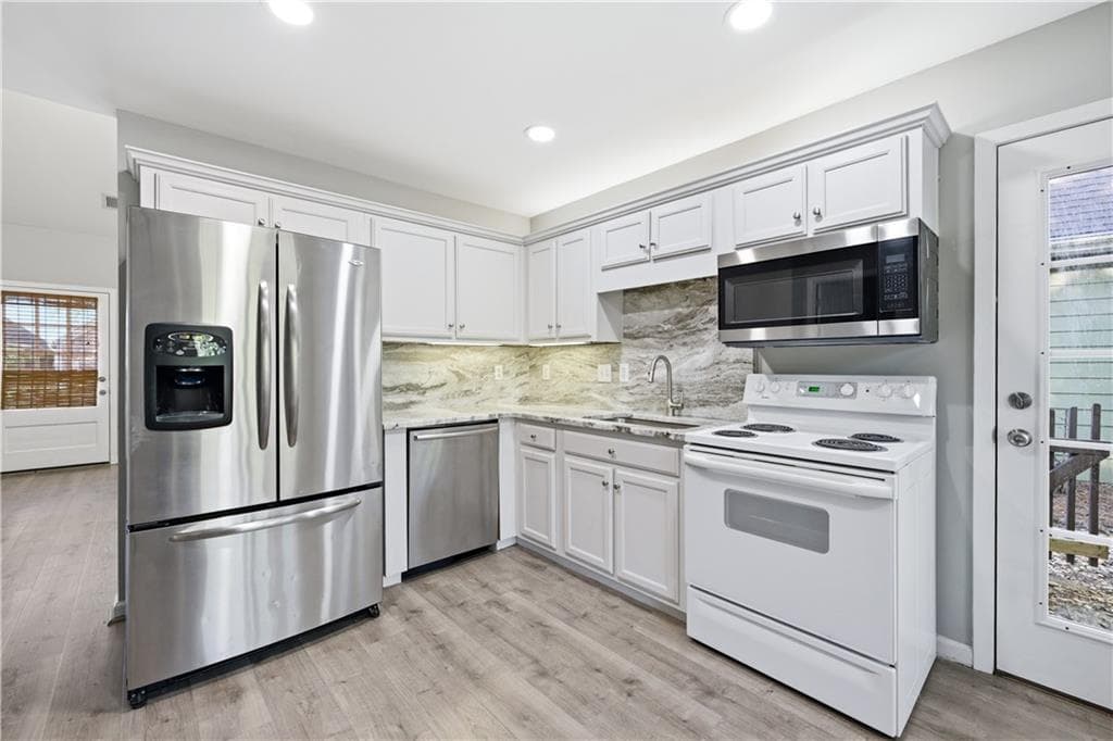 3 bedroom, 1 bathroom, 1,052 sq ft single family residence for sale at 204 Lakeside Drive, Waleska, GA 30183 — photo 10