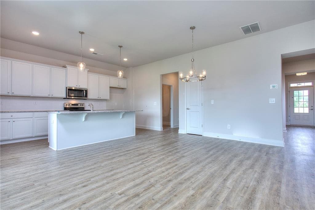 3 bedroom, 3 bathroom, 1,683 sq ft single family residence for sale at 139 Swallowtail Lane, Homer, GA 30547 — photo 10