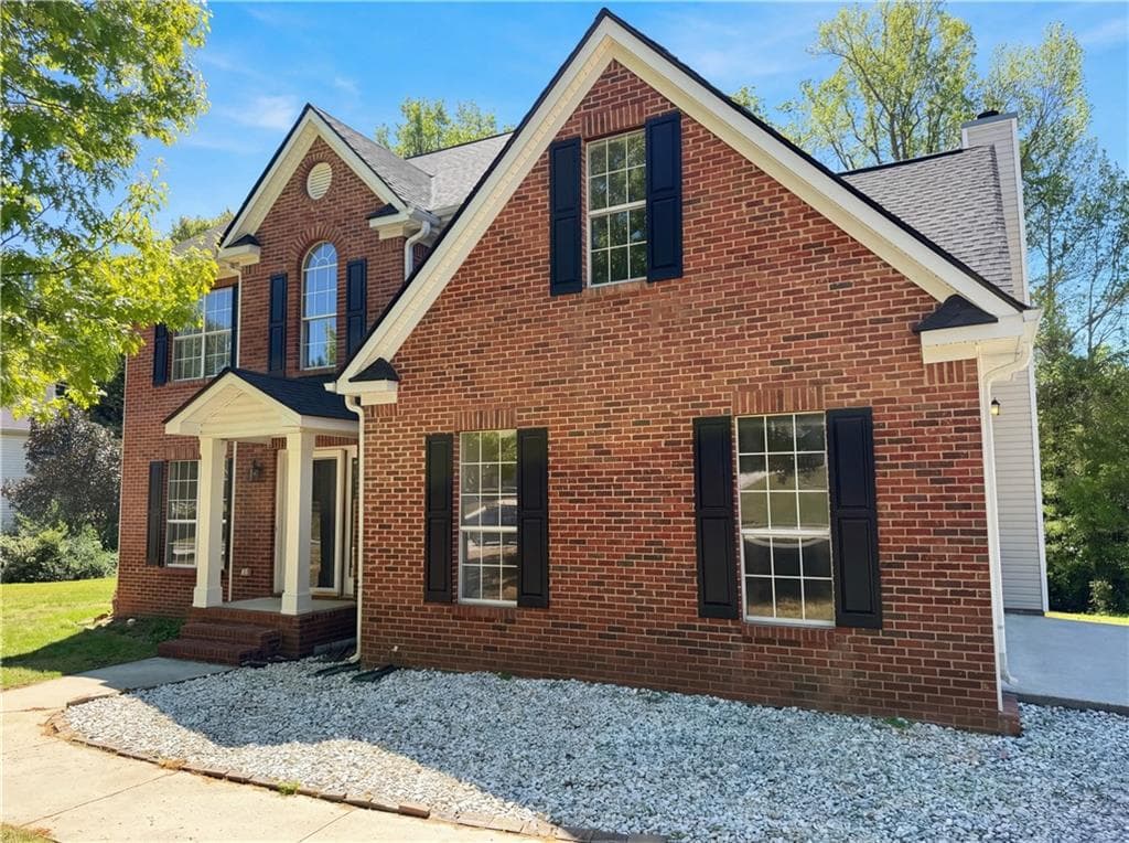 4 bedroom, 3 bathroom, 2,573 sq ft single family residence for sale at 3001 Garland Way, Conyers, GA 30094 — photo 1 of 20