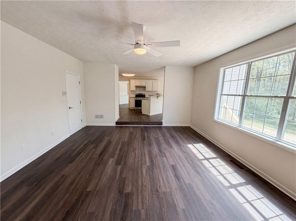 4 bedroom, 3 bathroom, 2,573 sq ft single family residence for sale at 3001 Garland Way, Conyers, GA 30094 — photo 4