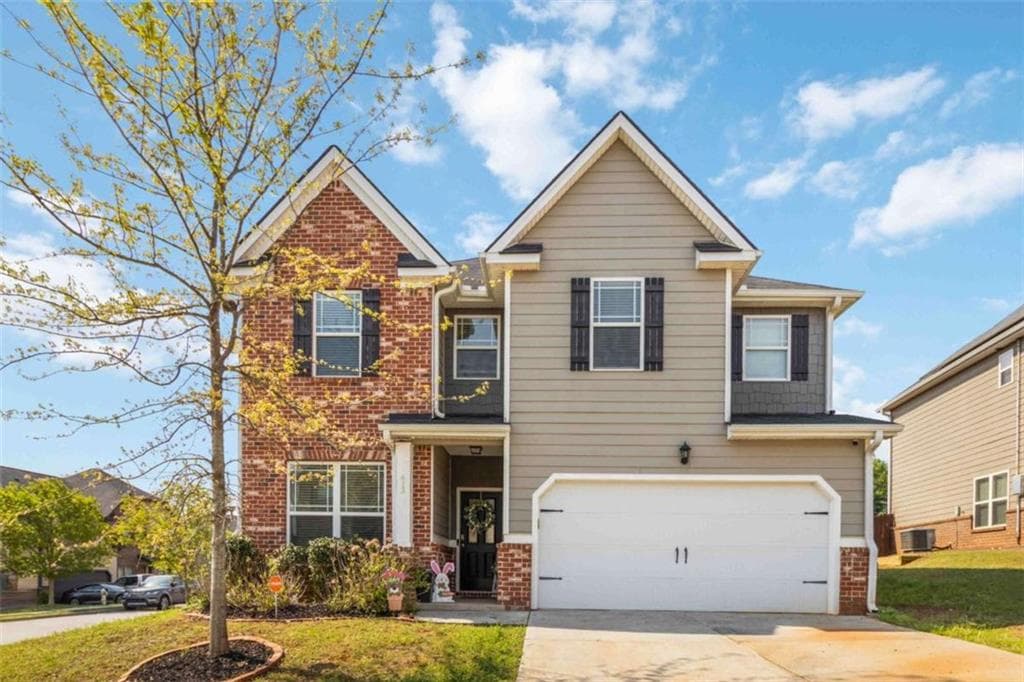 4 bedroom, 3 bathroom, 2,568 sq ft single family residence under contract at 413 Denali Lane, Mcdonough, GA 30253