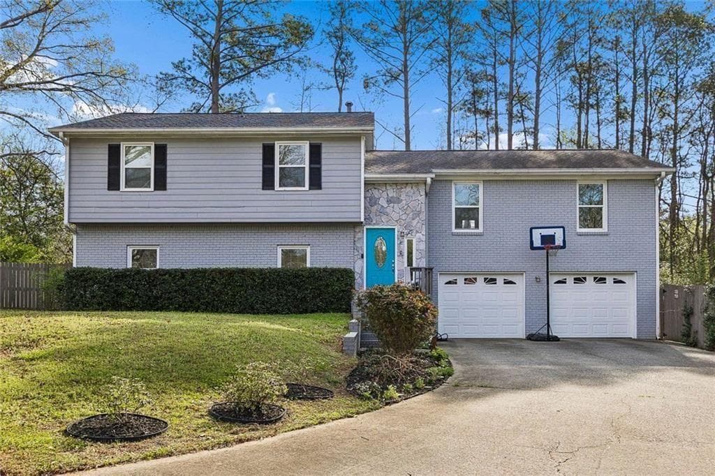 5 bedroom, 3 bathroom, 2,569 sq ft single family residence sold at 418 Sugar Springs Way, Marietta, GA 30008