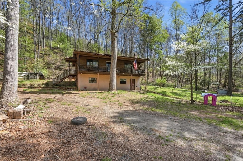 3 bedroom, 2 bathroom, 900 sq ft single family residence for sale at 118 Titus Valley Road, Hiawassee, GA 30546