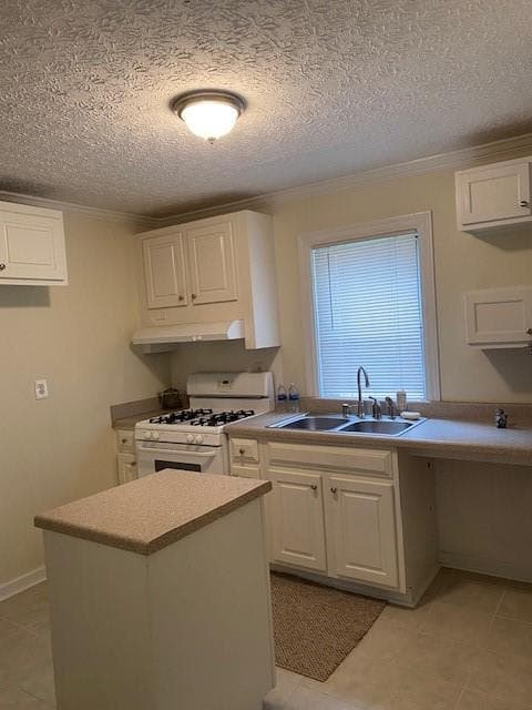 2 bedroom, 1 bathroom, 818 sq ft single family residence for sale at 179 Dahlia Avenue, Atlanta, GA 30314 — photo 4