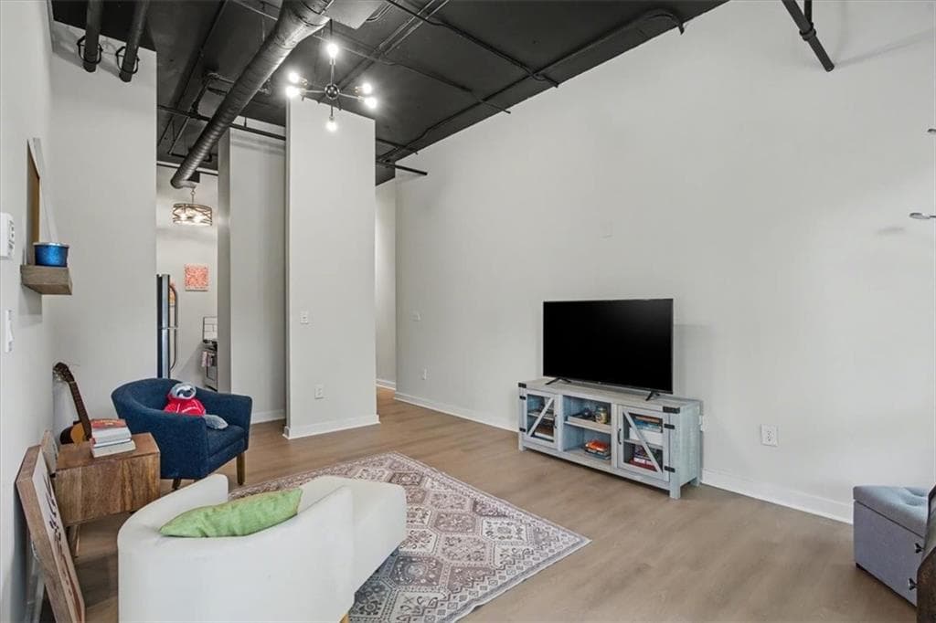 1 bedroom, 1 bathroom, 697 sq ft condominium for sale at 120 Ralph Mcgill Boulevard 102, Atlanta, GA 30308 — photo 9