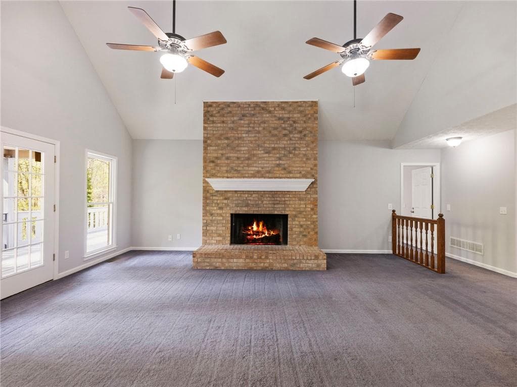 3 bedroom, 4 bathroom, 2,509 sq ft single family residence under contract at 2982 Rivercrest Drive, Gainesville, GA 30507 — photo 3