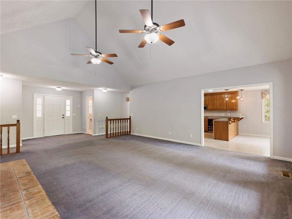 3 bedroom, 4 bathroom, 2,509 sq ft single family residence under contract at 2982 Rivercrest Drive, Gainesville, GA 30507 — photo 4