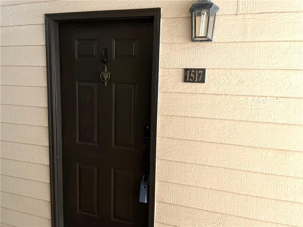 1 bedroom, 1 bathroom, 775 sq ft condominium for sale at 3777 Peachtree Road 1517, Atlanta, GA 30319 — photo 2