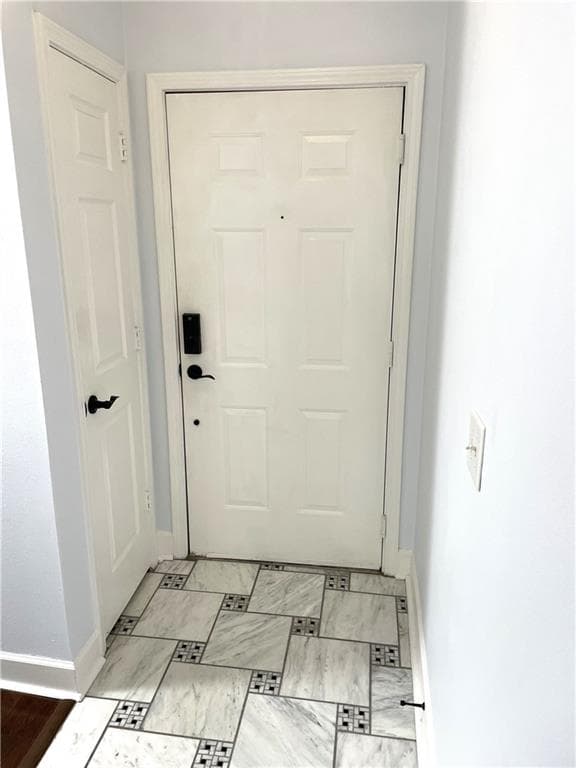 1 bedroom, 1 bathroom, 775 sq ft condominium for sale at 3777 Peachtree Road 1517, Atlanta, GA 30319 — photo 3