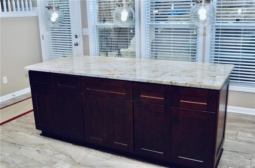 4 bedroom, 3 bathroom, 2,507 sq ft single family residence under contract at 1157 Balvaird Drive, Lawrenceville, GA 30045 — photo 4