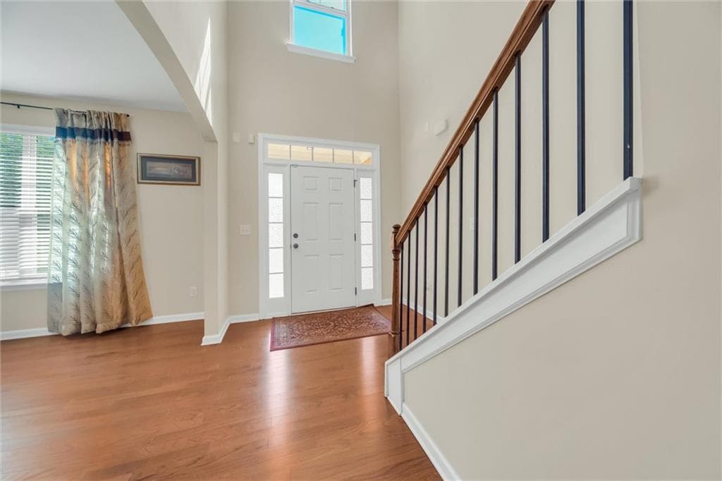 6 bedroom, 4 bathroom, 5,125 sq ft single family residence for sale at 5220 Breckinrigde Lane, Cumming, GA 30040 — photo 3