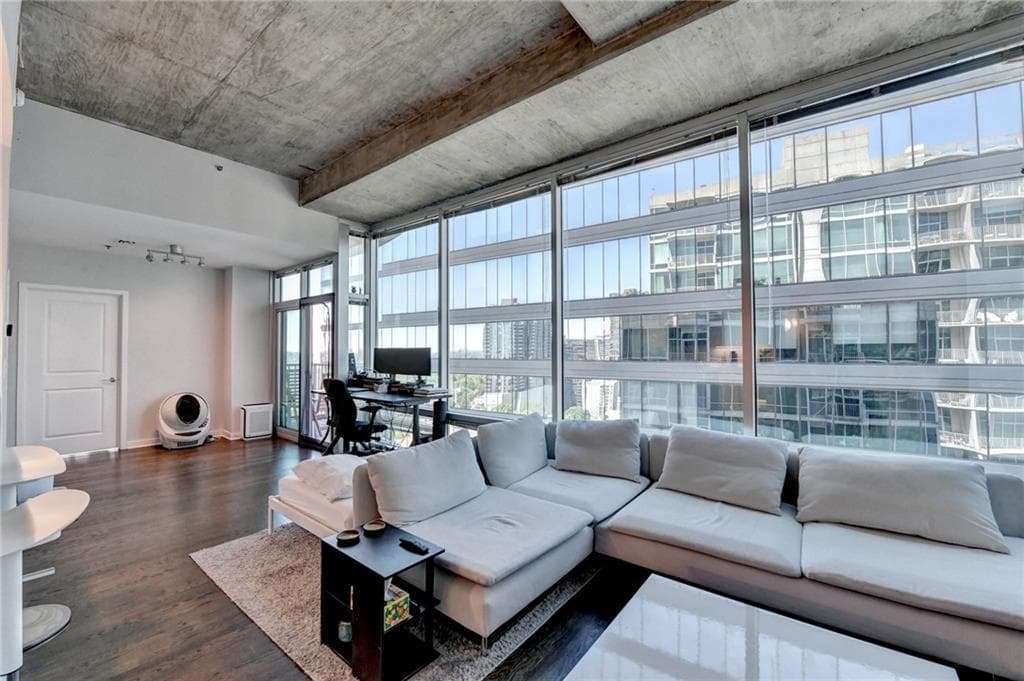 1 bedroom, 1 bathroom, 872 sq ft condominium for sale at 923 Peachtree Street 1638, Atlanta, GA 30309 — photo 5