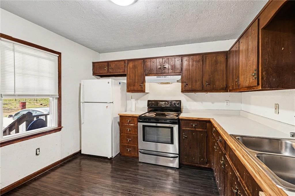 4 bedroom, 3 bathroom, 2,679 sq ft single family residence for sale at 4365 Carrollton Villa Rica Highway, Villa Rica, GA 30180 — photo 10