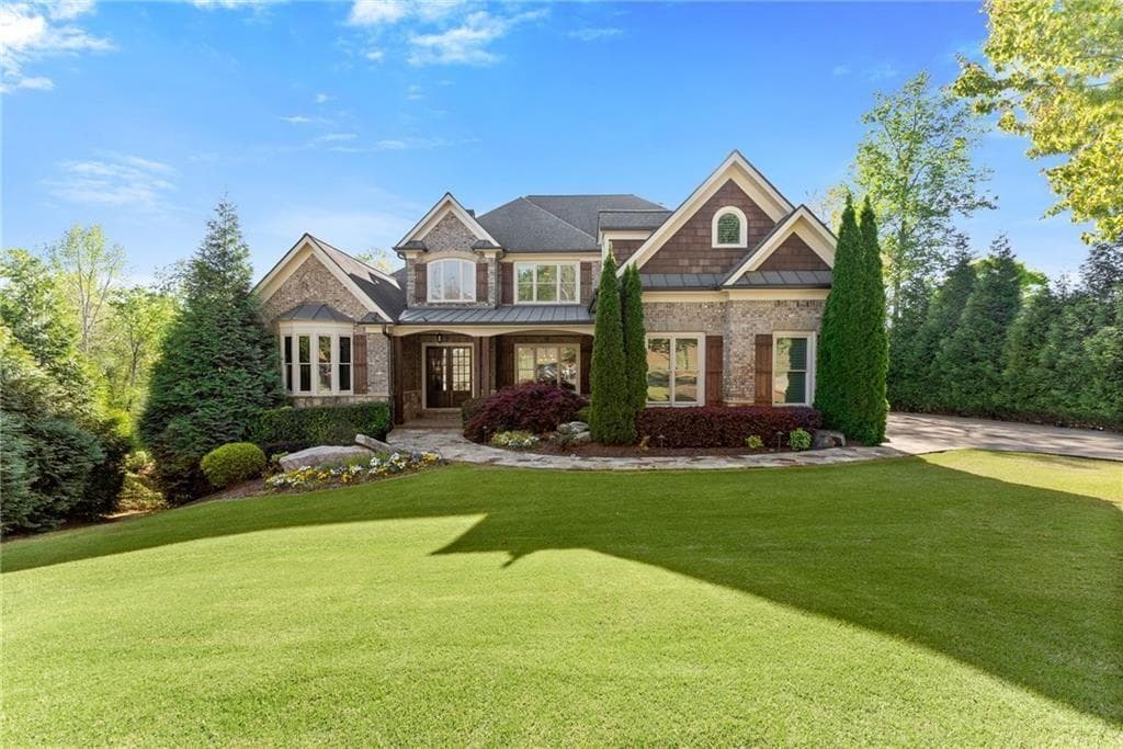 5 bedroom, 6 bathroom, 6,112 sq ft single family residence for sale at 5811 Yoshino Cherry Lane, Braselton, GA 30517 — photo 2