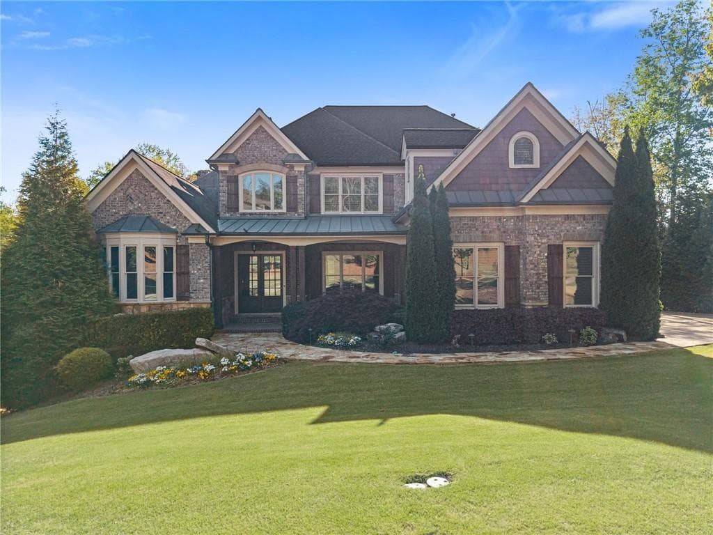 5 bedroom, 6 bathroom, 6,112 sq ft single family residence for sale at 5811 Yoshino Cherry Lane, Braselton, GA 30517 — photo 8